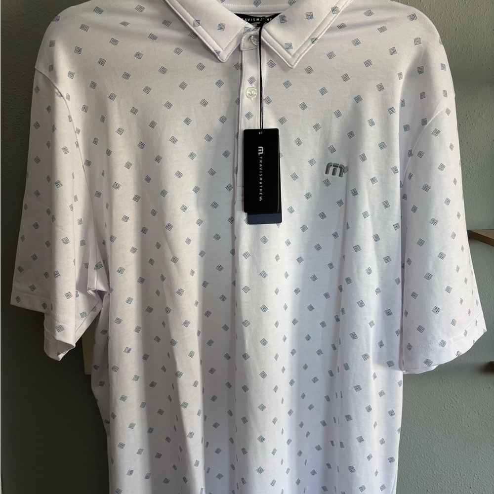 Travis Mathew Saturday Night Stay Polo NWT - Picture 2 of 2